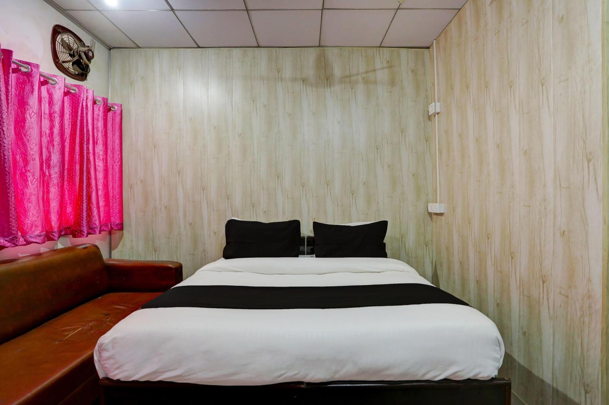 Collection O Harsh Hotel & Restaurant Bhiwadi Exterior photo