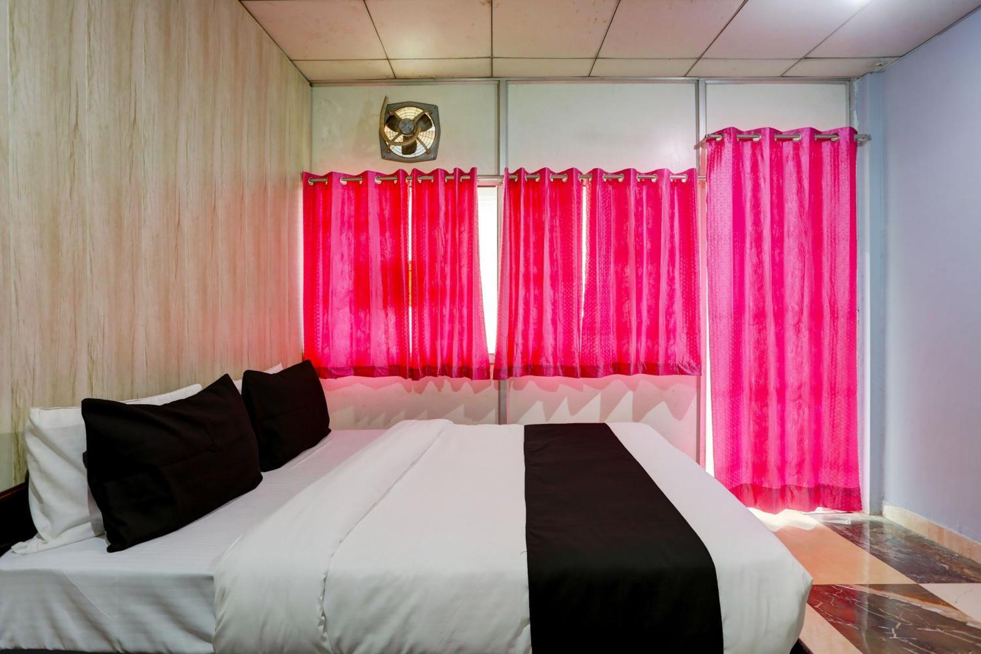 Collection O Harsh Hotel & Restaurant Bhiwadi Exterior photo